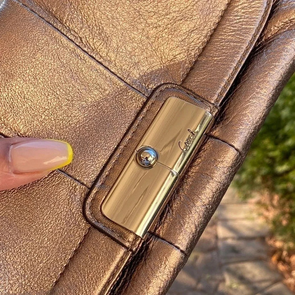 Coach gold Pochette - Picture 4 of 5